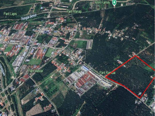 Development Land For Sale @ Benut, Pontian 1