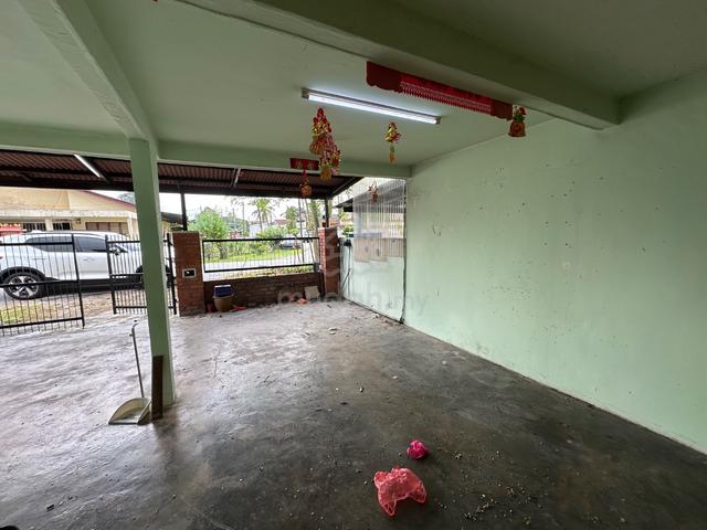 For Rent Single Storey terrace house @Bunga Ros Taman Sri Kulai Baru 1
