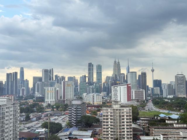 Platinum Splendor Residensi Semarak 1