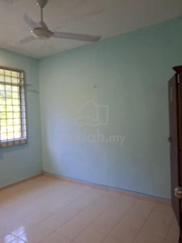 Townhouse Taman Tanjung Minyak Perdana Untuk Dijual 1