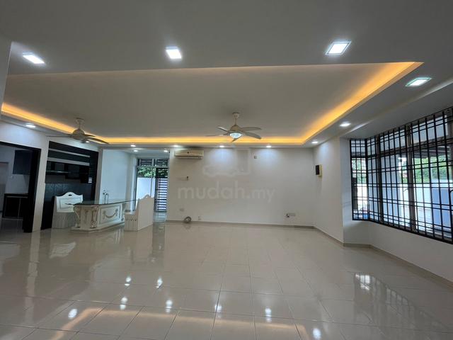 Jalan Ehsan Jaya Corner Lot 1