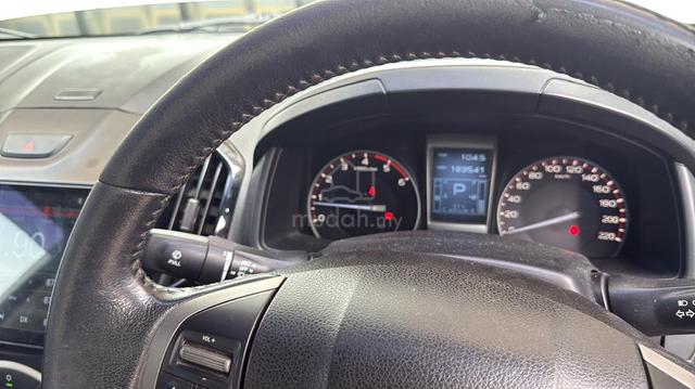2015 Isuzu D-MAX 3.0 V-CROSS 4x4 (A) - 5