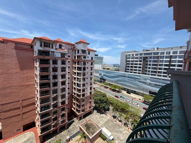 Marina Court 1