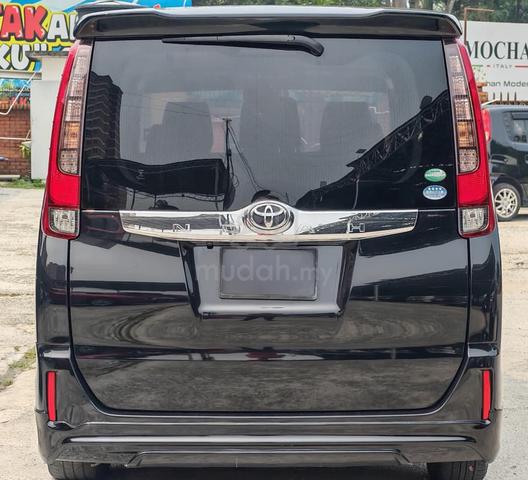 2017 Toyota NOAH 2.0 X VOXY 3 YEARS WRRTY CAR KING - 4