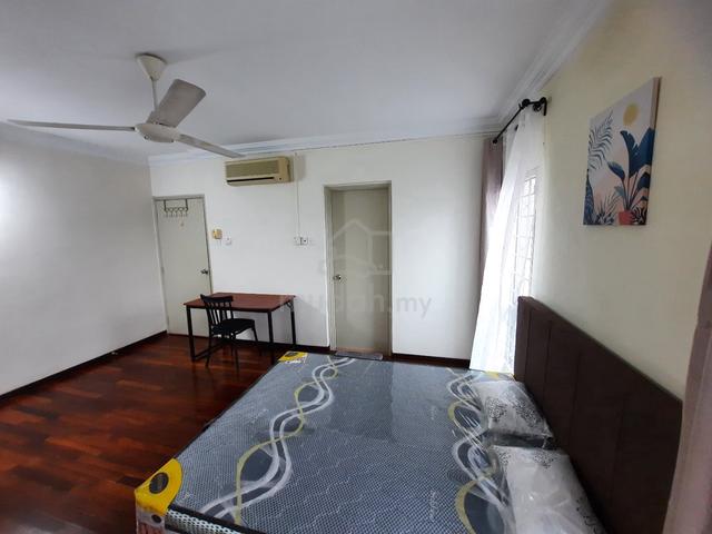 Fully Furnished Jalan Ipoh Master Room For Rent! Near Jalan Ipoh MRT! 1