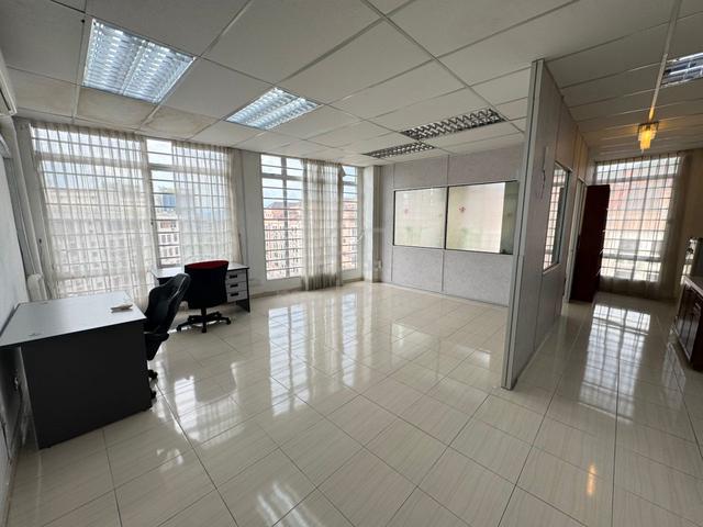 Cheras Business Centre 900sf Office with 4 air-cond 1partition Ready 1