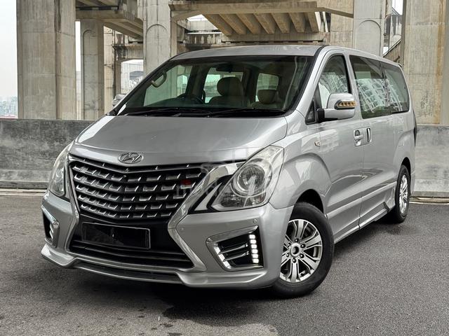 Hyundai GRAND STAREX 2.5 ROYALE FACELIFT/ 2.P DOOR - 2