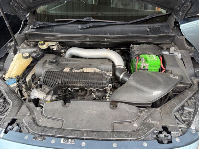 2013 Volvo V40 2.0 T5 (A) - 5
