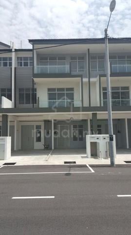 Fully Furnished Townhouse for Rent MAHSA, Bandar Saujana Putra 1