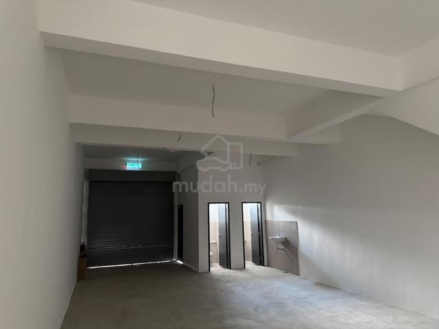 Village Square Gamuda Gardens Strategic Location F&B, Clinic Business 1