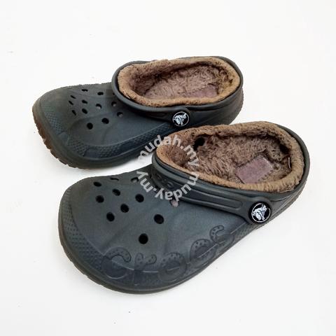 Lined on sale crocs sale