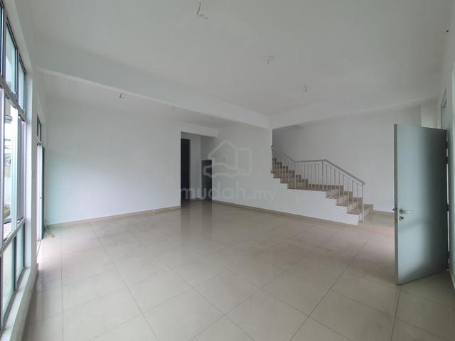 Pulai Hijauan @ Jln Palma Double Storey 35x70 Cluster Bare Unit Skudai 3