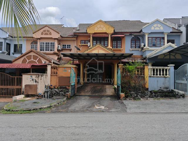 5 Bedrooms 2 Storey Terrace House Suasana Bdr Tun Hussein Onn Cheras 1