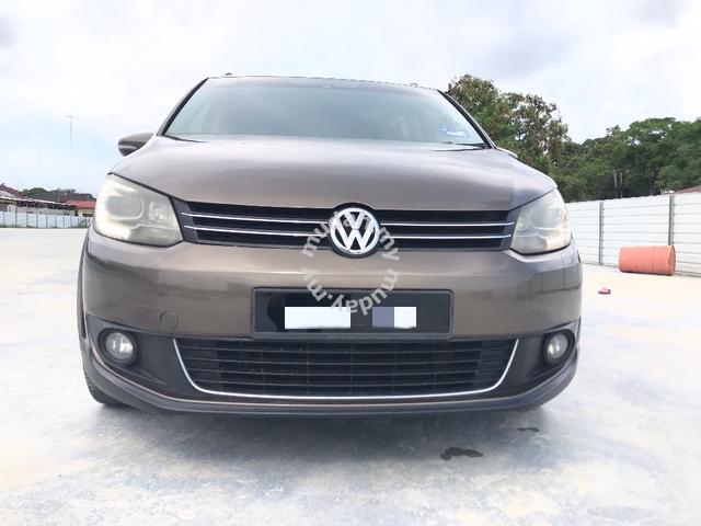 Volkswagen TOURAN 1.4 TSI(A)SUNROOF/DVD PLAYER-12 - 3