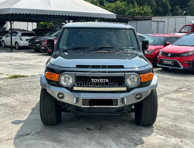 2014 Toyota FJ 4.0 CRUISER (A) OFFER - 5