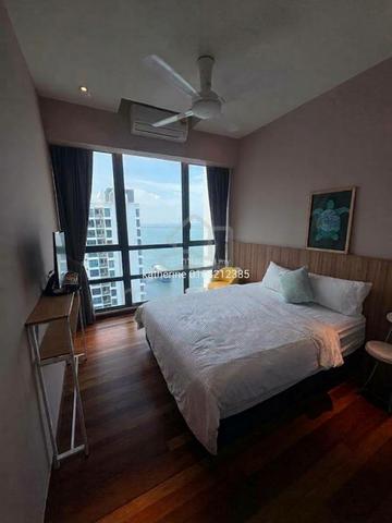 Queens Residences Q1 @ Queens Waterfront 1
