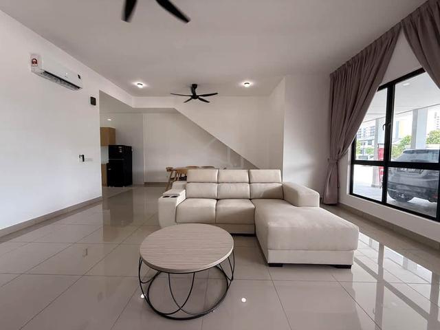 FULLY FURNISHED !! @ Eco Ardence Ember CoHome GroundFloor Unit!! 1
