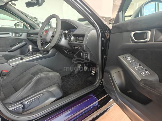 2025 Honda CIVIC 2.0 (M) TYPE R FL5 RacingBlack 5A - 5