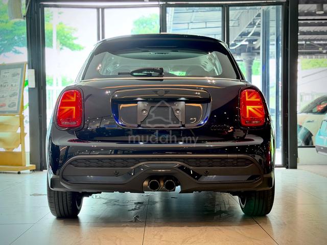 UNREG 2021 Mini COOPER 2.0 S New Facelift Grade 5A - 4
