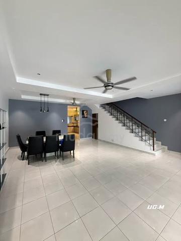 Bandar Puteri Kerongsang Double Storey Renovated Move In Condition 1
