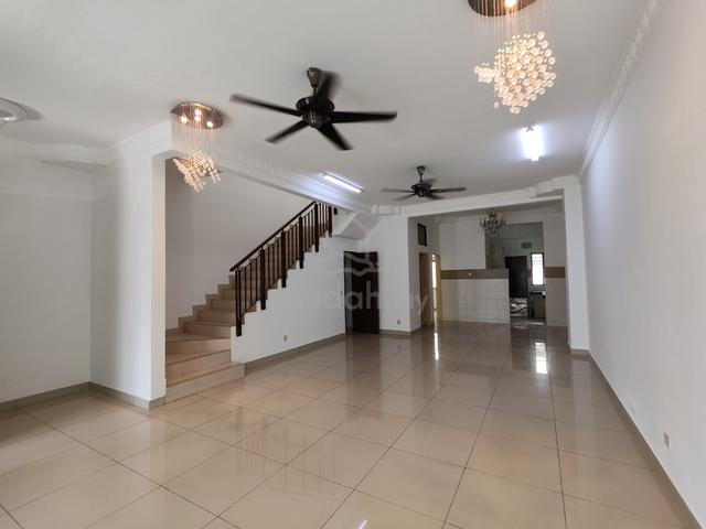 Setia Indah 12, Setia Alam Terrace House (kit.cab, 2w.heater) 1