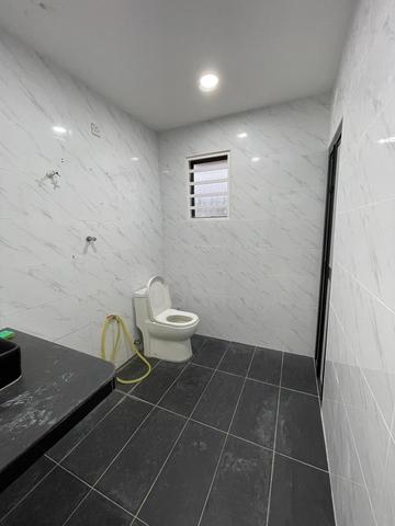 Pengkalan Barat - Double Storey Terrace House 1