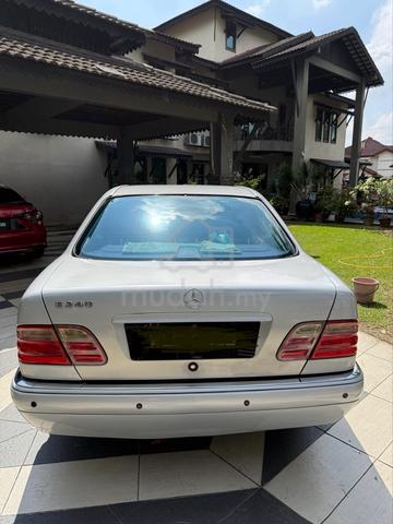 1998 Mercedes Benz E-CLASS 2.6 240 AVANTGARDE - 3