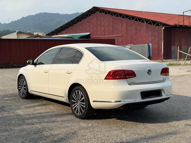 2014 Volkswagen PASSAT 1.8 TSI (A) - 4
