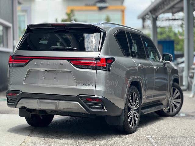 2400km 2024 Lexus LX600 3.4 Silver & Black READY - 2