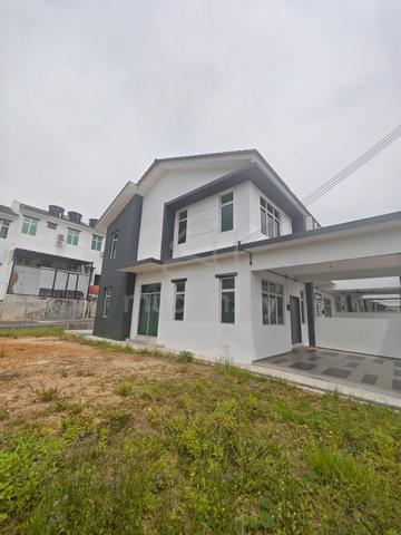 Last unit Offer Corner Lot Tanah Besar Full Loan Kelemak 1