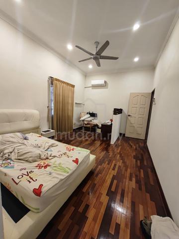Bandar Putra Gate A Bungalow 1