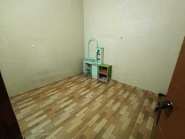 Bilik Kosong Untuk Disewa 2