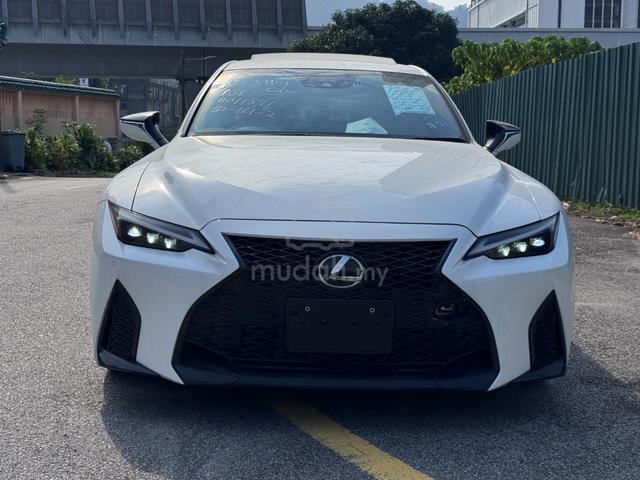 MARK LEVINSON SROOF BLK IN Lexus IS300 2.0 F-SPORT - 2