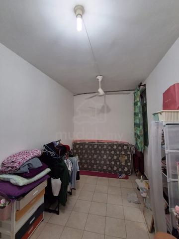 Putatan Platinum Apartment 1