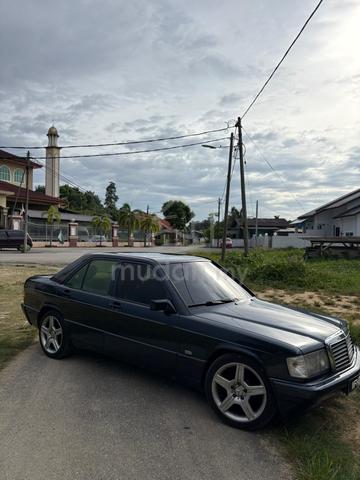 1997 Mercedes Benz 190E B 1.9 (A) - 1