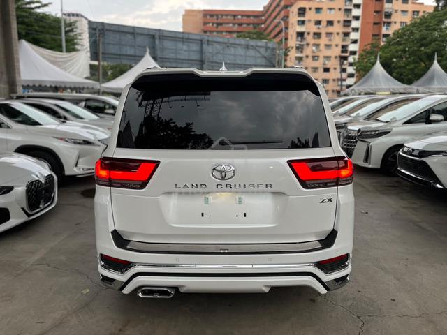 2023 LANDCRUISER 3.4 ZX / 5A / 13k km/ JBL /RECON - 3