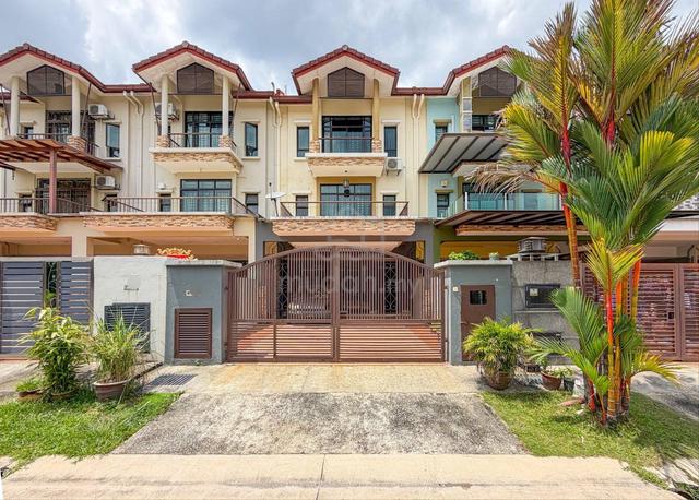 3 storey taman sentosa villa kajang 1