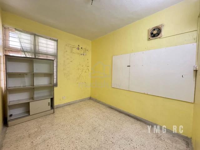 Tmn Klang Jaya Double Storey Gated Guarded 40x90 For Sale 1