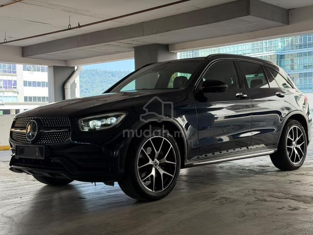 2022 GLC300 AMG 59KM LOW MIL 4MATIC LADY OWNEr - 3