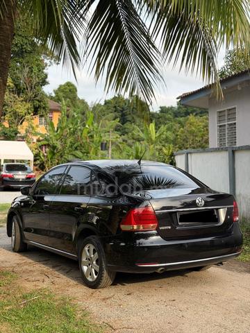 2016 Volkswagen VENTO 1.6 TRENDLINE (A) - 2