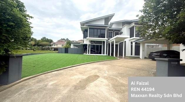 Corner Lot Double Storey Bungalow Perdana Lakeview East Cyberjaya 1