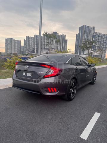 2017 Honda CIVIC 1.8 S i-VTEC (A) - 2
