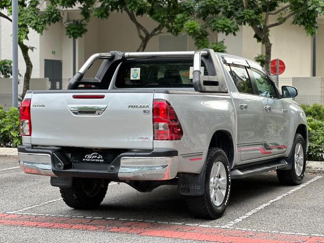 2017 Toyota HILUX 2.4 G STD VNT (A) - 4