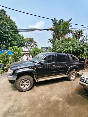 2004 Toyota HILUX 2.5 SR TURBO MY03 KDN190 (A) - 2