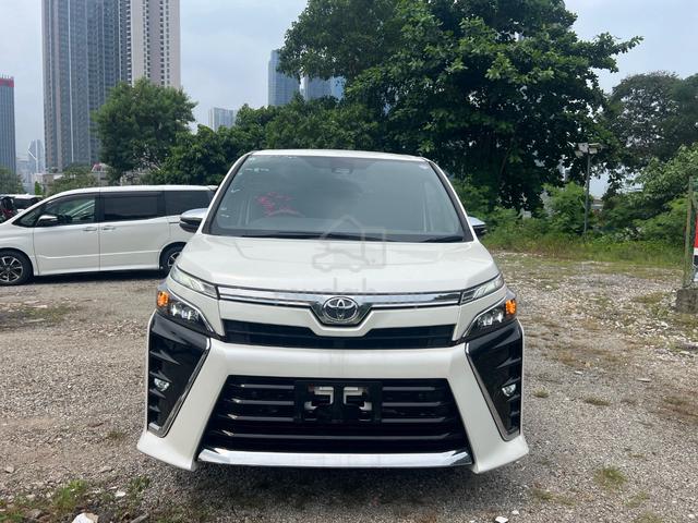 2021 Toyota VOXY 2.0 ZS KIRAMEKI III (A) - 3