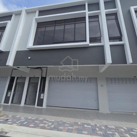 Kluang Bandar Premier Ground Floor Shoplot 1