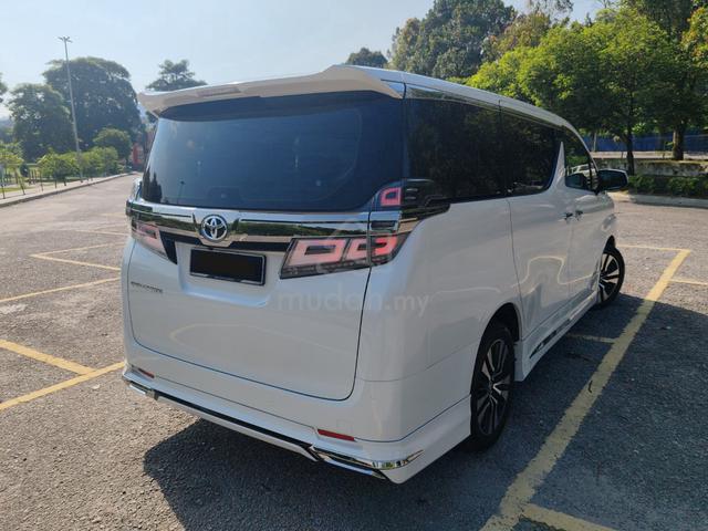 Toyota VELLFIRE 2.5 ZG FACELIFT SUNROOF PILOT SEAT - 2
