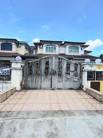 Taman Daya Double Storey Terrace House For Sale 1