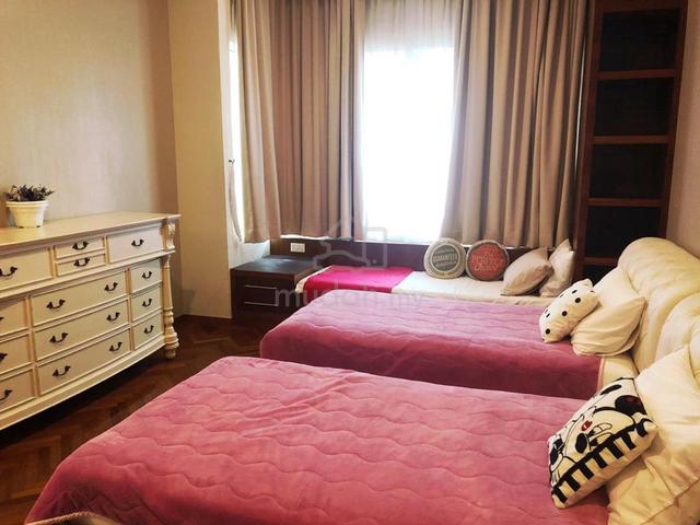 The Suites @ Waterside (Straits Quay) 1