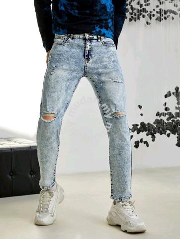Light Blue Ripped Jeans - Clothes for 